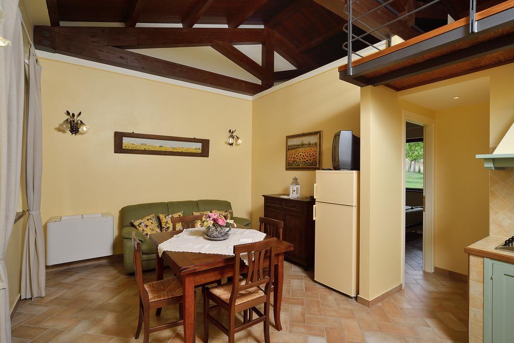 Agriturismo I Granai Crocemaroggia Esterno foto