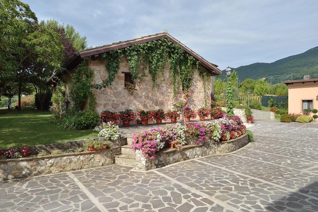 Agriturismo I Granai Crocemaroggia Esterno foto