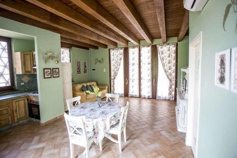 Agriturismo I Granai Crocemaroggia Esterno foto