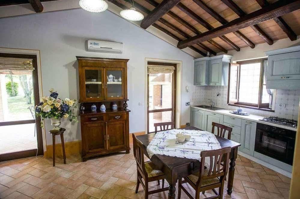 Agriturismo I Granai Crocemaroggia Esterno foto